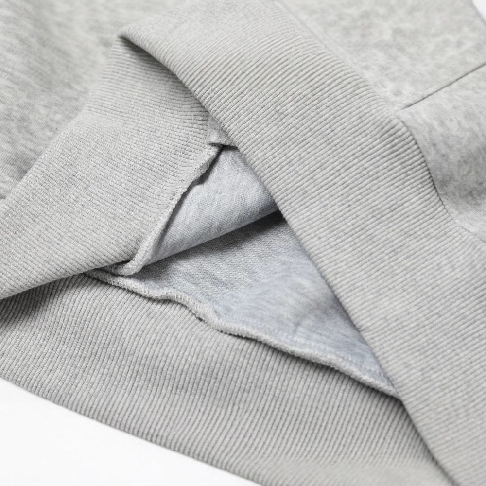 VAMO – Essential Zip Hoodie