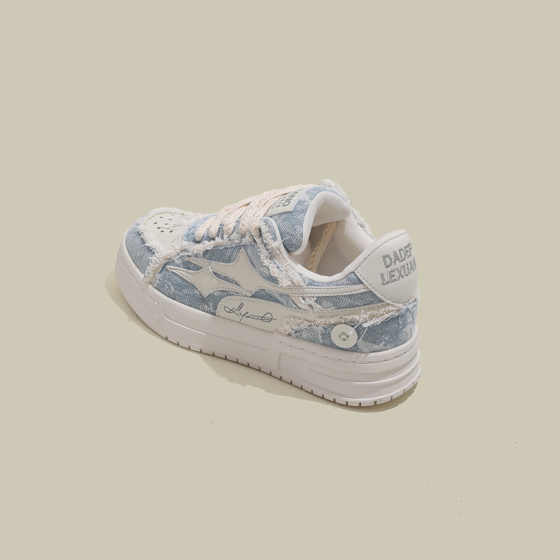 VAMO - “Ripped Canvas” Sneaker