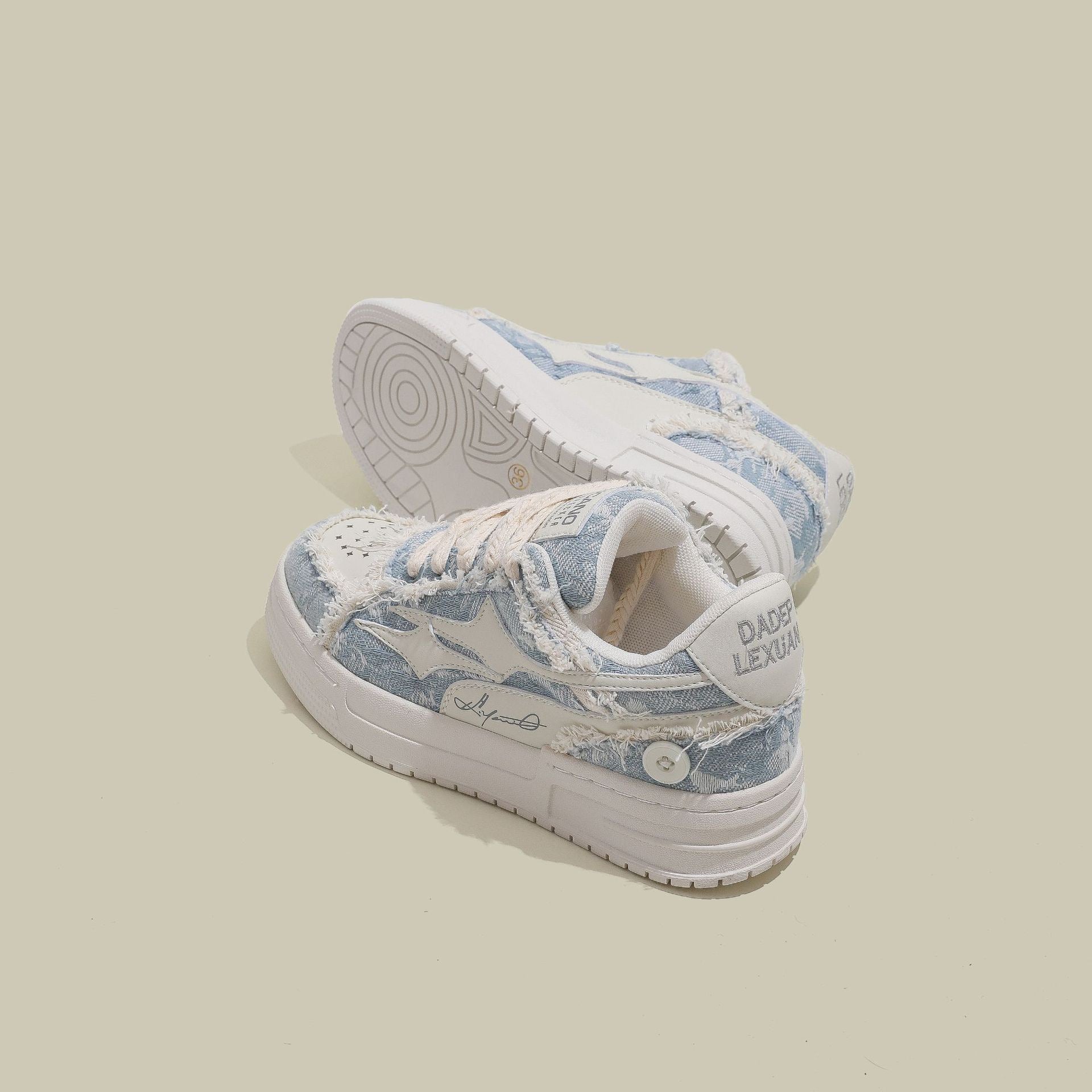VAMO - “Ripped Canvas” Sneaker