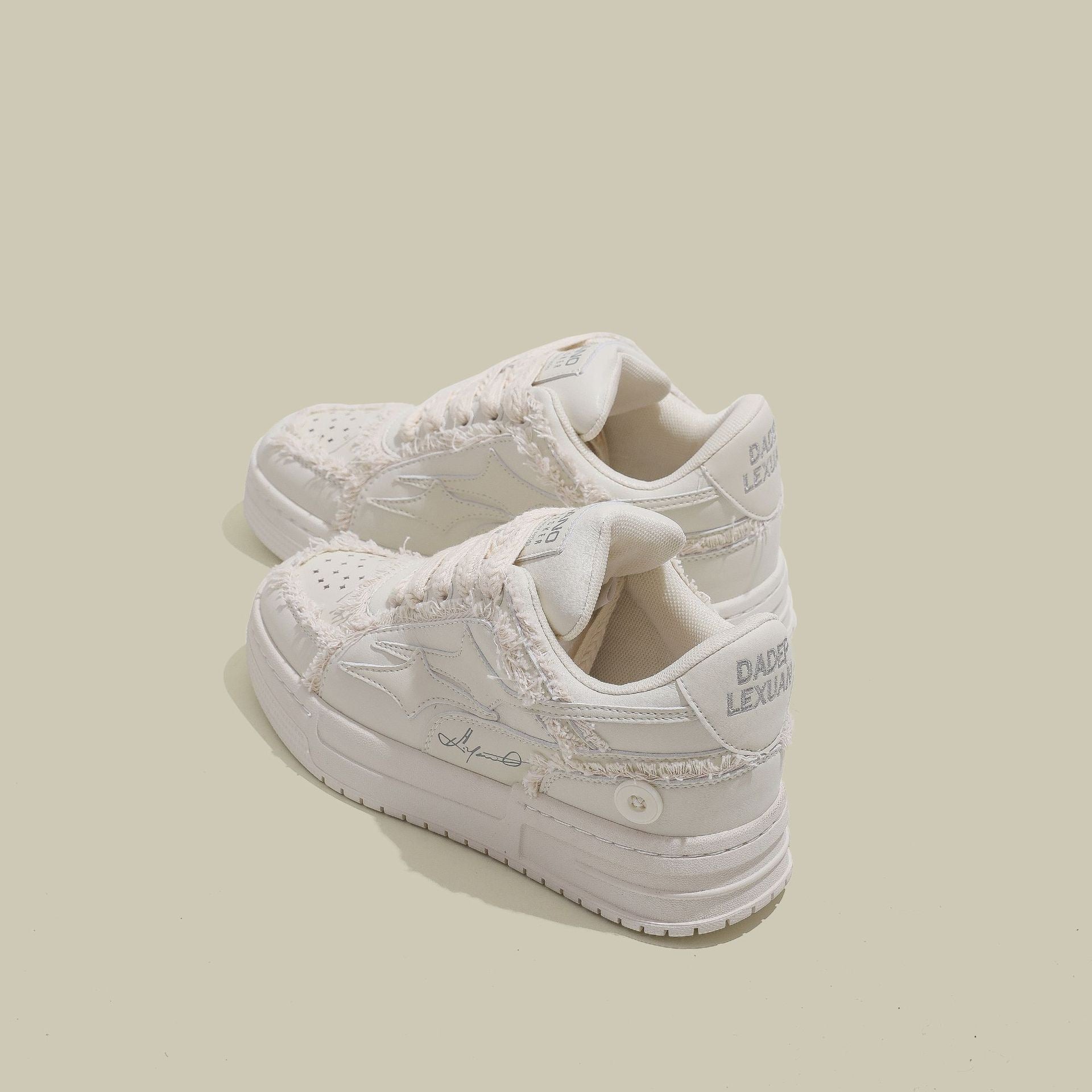 VAMO - “Ripped Canvas” Sneaker