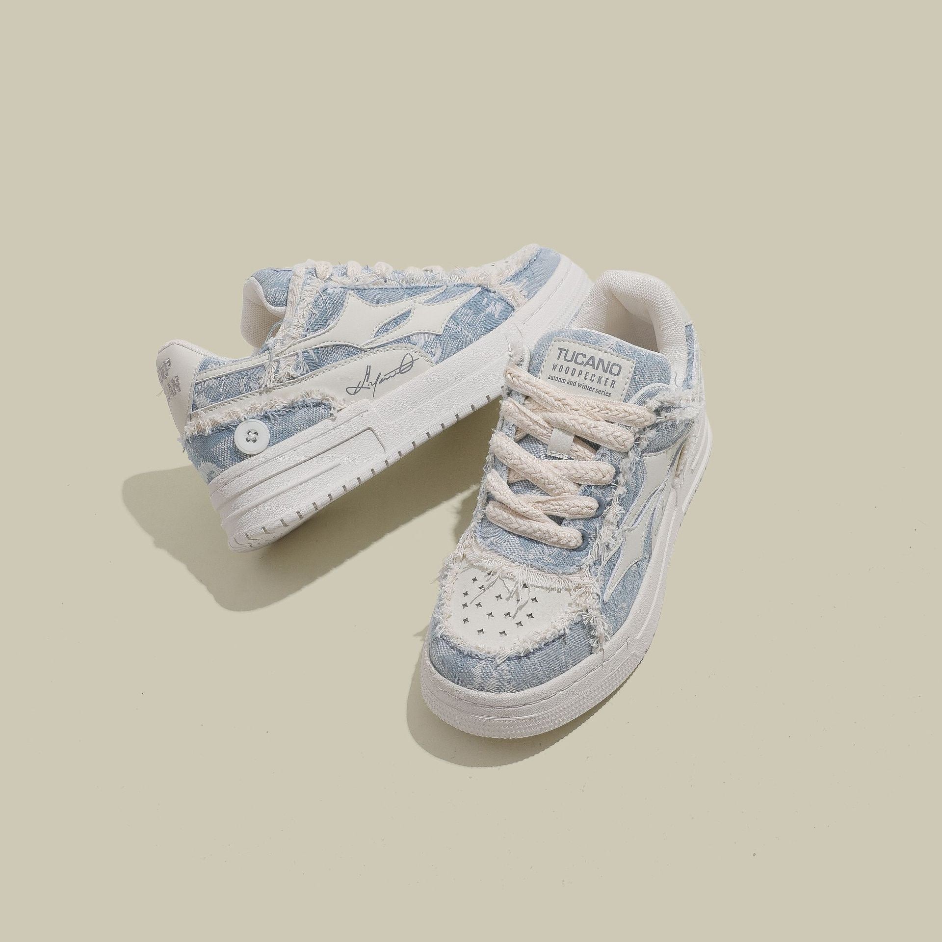 VAMO - “Ripped Canvas” Sneaker