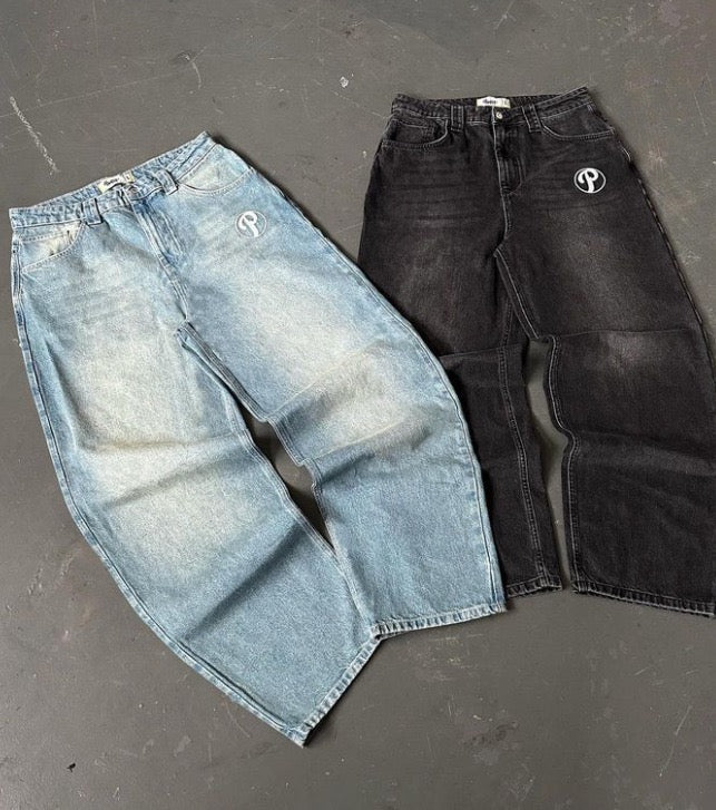 VAMO - Baggy “P-Logo” Denim Jeans