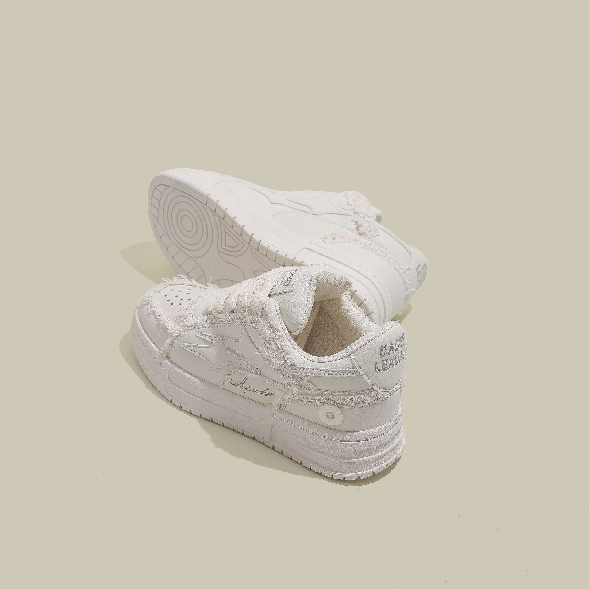 VAMO - “Ripped Canvas” Sneaker