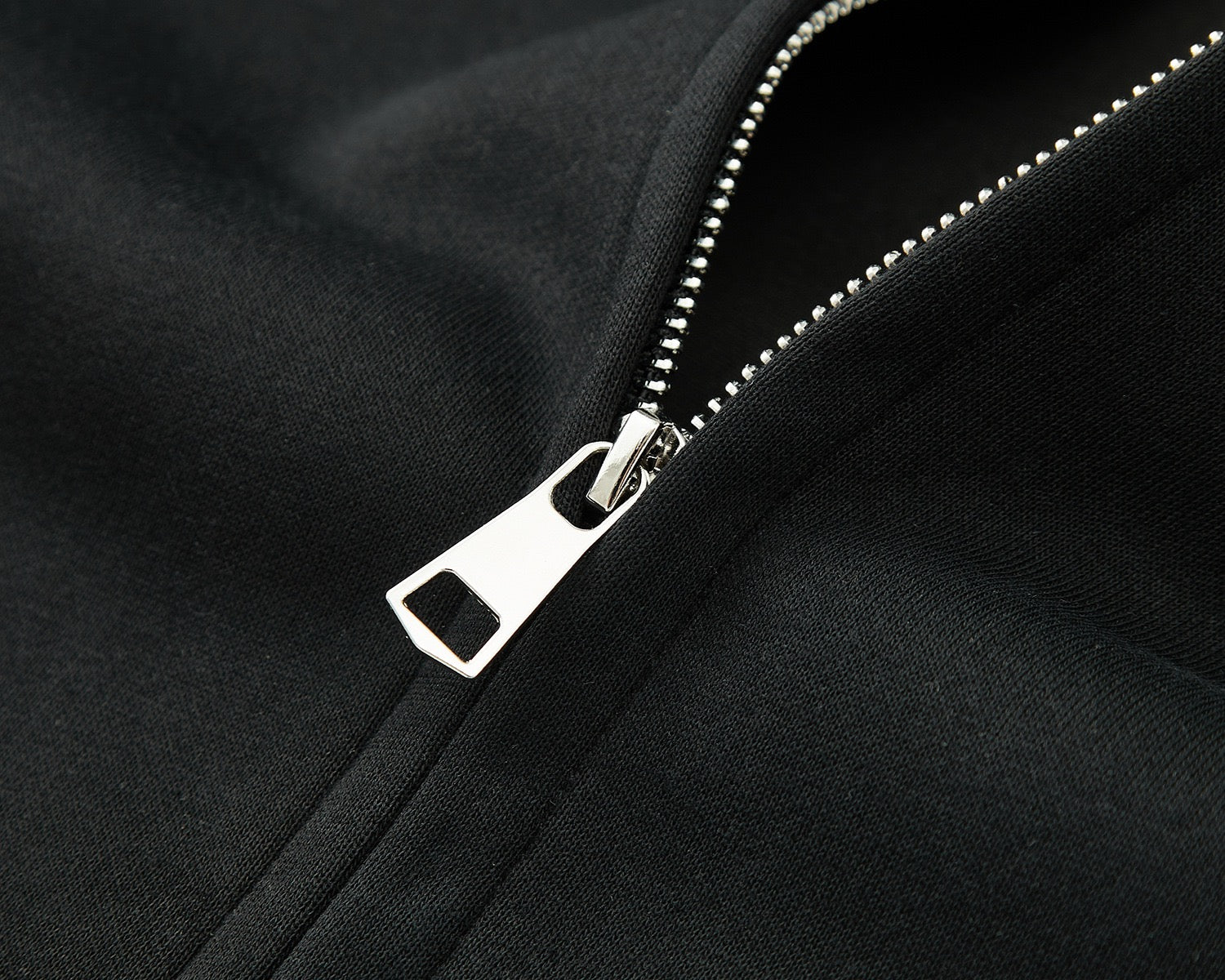 VAMO - Zip Core Hoodie
